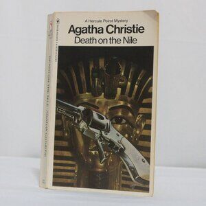 Vintage 1981 Agatha Christie Death On The Nile Softcover Hercules Poirot Mystery